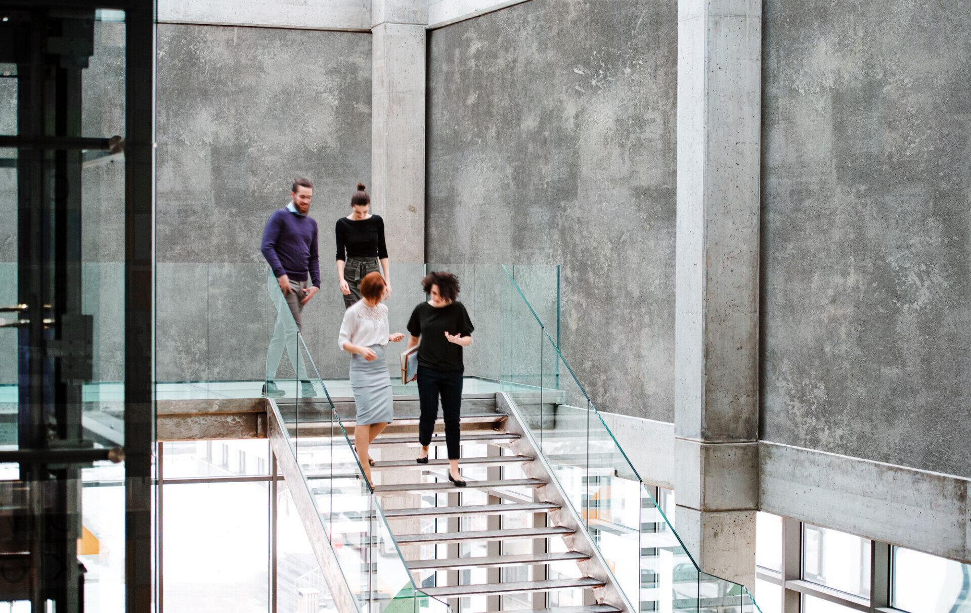 AB-038-3_Splatty_Concrete_Dark_Interieur_WEB